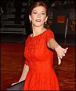 Anna Friel 