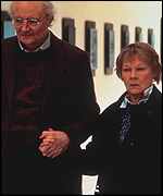 Jim Broadbent and Dame Judi Dench in Iris 