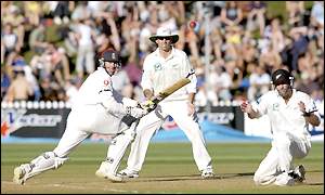 A priceless knock by Trescothick helps England establish a 246-run lead