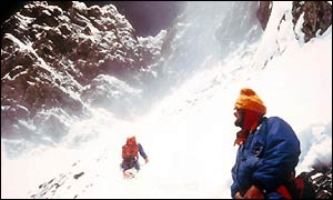 Chris Bonington and Doug Scott on Everest expedition
