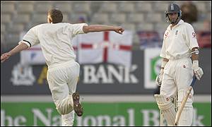 Nasser Hussain is caught out by Stephen Fleming