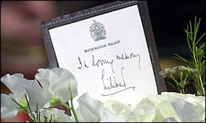Flowers from the Queen on top of the Queen Mother's coffin
