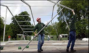 Framework to tent under construction
