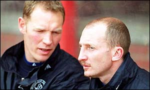 Ian Holloway (right)