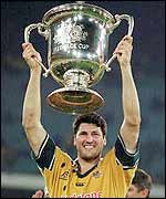 Outgoing Wallaby skipper John Eales lifts the 2001 Bledisloe Cup