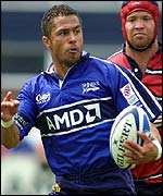 Jason Robinson started the most impressive move of the match