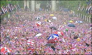 The Mall opened up for the finale 