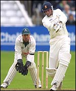 Irani smashes Lampitt for six over mid-on