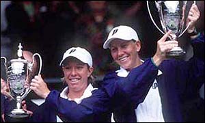 Lisa Raymond and Rennae Stubbs won the women's doubles title in 2001