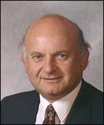 Roger Lyons