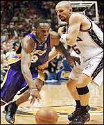 Lakers' Kobe Bryant and New Jersey Nets' Jason Kidd