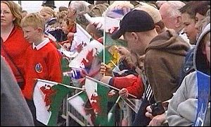 The Royal tour attracted large crowds