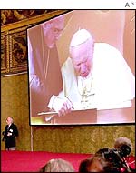 Pope signs the environment document