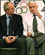 Bobby Robson and Sven-Goran Eriksson exchange tips