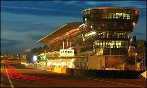 Dusk settles on the famous Le Mans track 