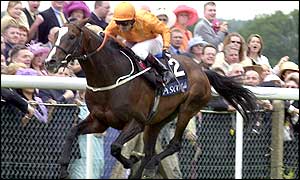 Kevin Darley rides Zindabad to a narrow victory in the day's second race, the Hardwicke Stakes