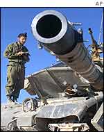 Israeli tank in Hebron