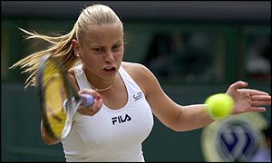 Jelena Dokic has the ball in her sights