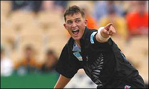 Shane Bond of New Zealand