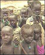 Children suffering from famine in Sudan 
