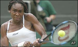 Venus Williams takes the first four games of the second set 