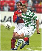 David Fernandez (right) played the second half against Shelbourne