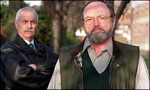  Detective Inspector Stan Egerton (James Hazeldine) and Dr Harold Shipman (James Bolam), Yorkshire Television/Chameleon TV