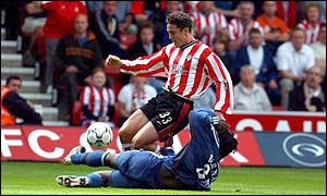 Paul Telfer in action for Southampton