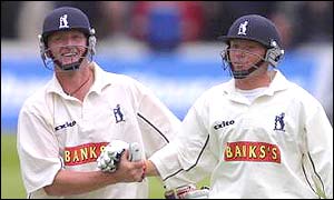 Ian Bell walks off after winning the B&H Cup for Warwickshire