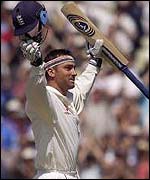 Thorpe will continue to play Test cricket