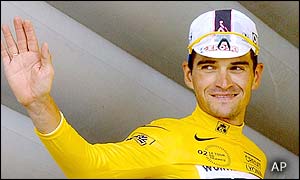 Igor Gonzalez de Galdeano's fourth place was enough for him to hold on to the top spot