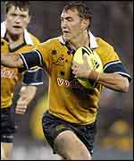 Mat Rogers takes on the aAl Blacks defence