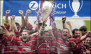 Gloucester celebrate their Zurich Championship victory