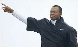 Tiger Woods is six over par for the championship after a poor round 