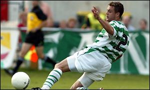 David Fernandez scores his second goal against Werder Bremen