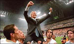 Lazio President Sergio Cragnotti (centre) celebrates with Lazio players after the Coppa Italia Final Second Leg match against Inter Milan 