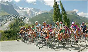 Dutchman Michael Boogerd takes control of stage 16