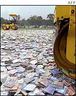Steamroller crushes CDs