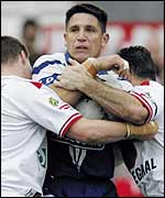 Bulldogs' captain Steve Price in action