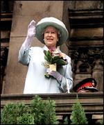 The Queen on the balcony of Liverpool Town Hall