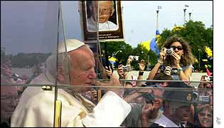 Pope arrives for World Youth Day