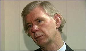 Andreas Whittam Smith stands down as Andreas Whittam Smith