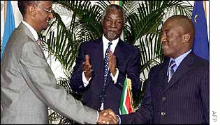 (l-r) Presidents Paul Kagame of Rwanda, Thabo Mbeki of South Africa and Joseph Kabila of DR Congo