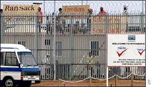 Protest at the Woomera detention centre