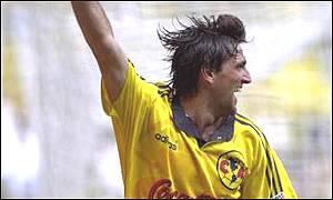 Former Argentina midfielder Sergio Berti