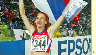 Kotova led the final all the way after an impressive first jump of 6.78m