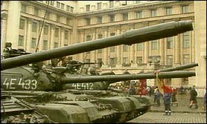 Army tanks in Bucharest during the revolution