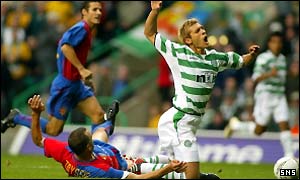 Stilian Petrov earns Celtic an early penalty