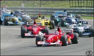 Rubens Barrichello makes the most of his pole position to lead the early stages of the race 