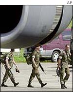US troops leaving Manila